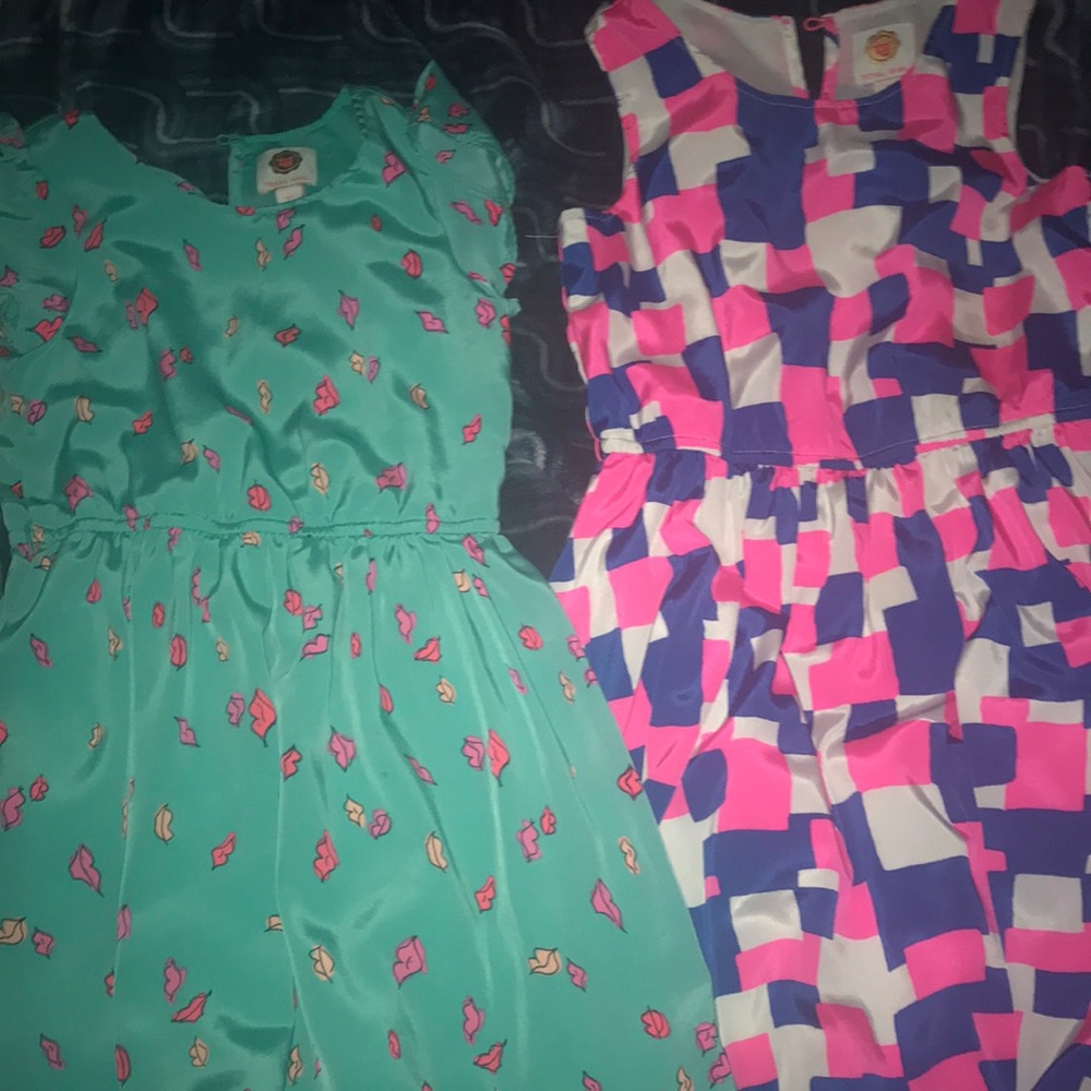 Bundle/ 2 dresses